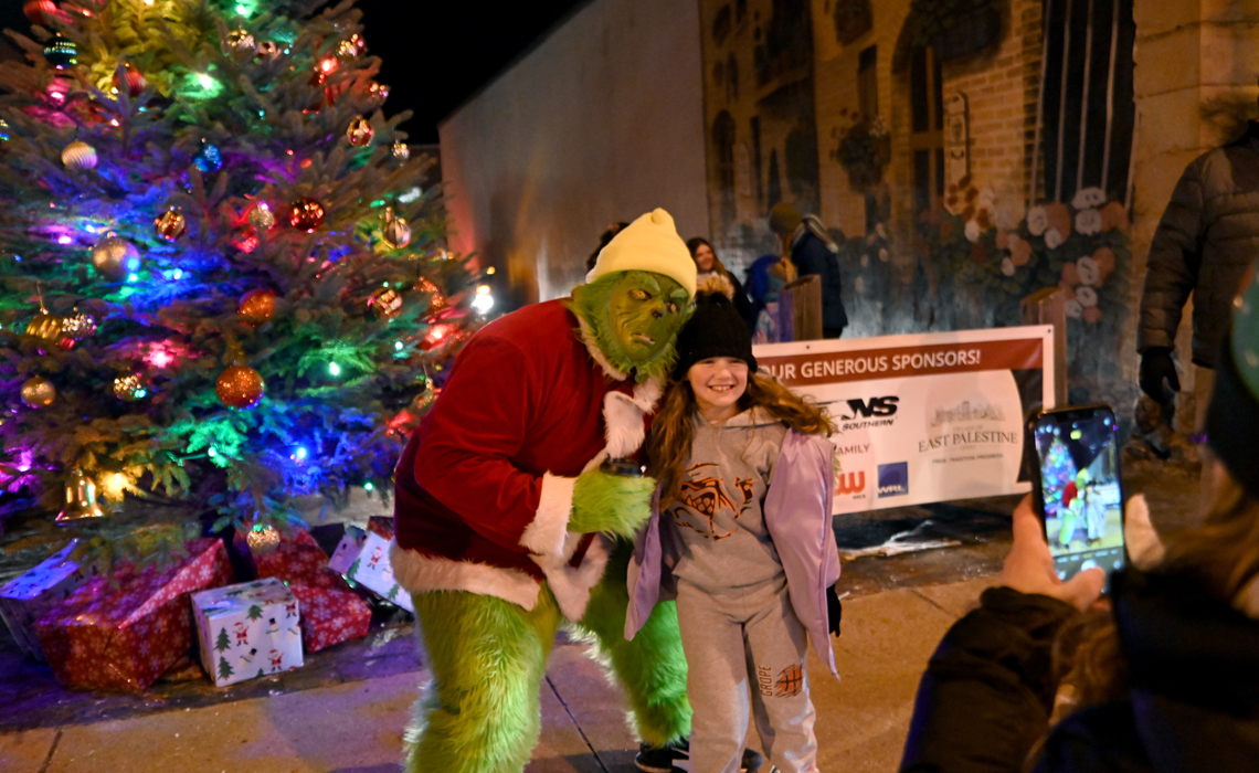 East Palestine Holiday Celebrations with the Grinch